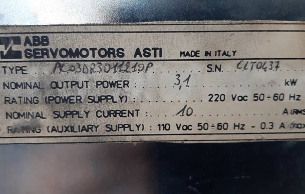 Azionamento motore asse ABB.220 v cod. AC03DR3011210P USATO